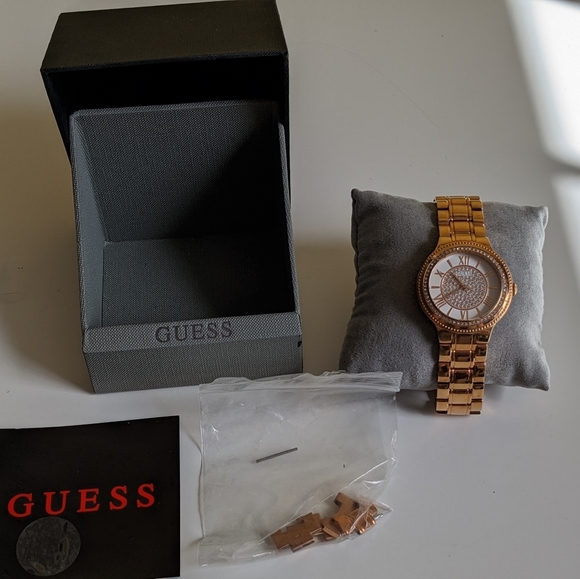 Guess Ladies Stainless Steel Watch Rose Gold - Picture 8 of 9
